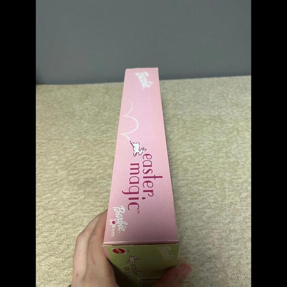 Vintage Mattel 2002 Easter Magic Barbie‎ Doll Special Edition W/Egg 55519 NEW! - Picture 4 of 8
